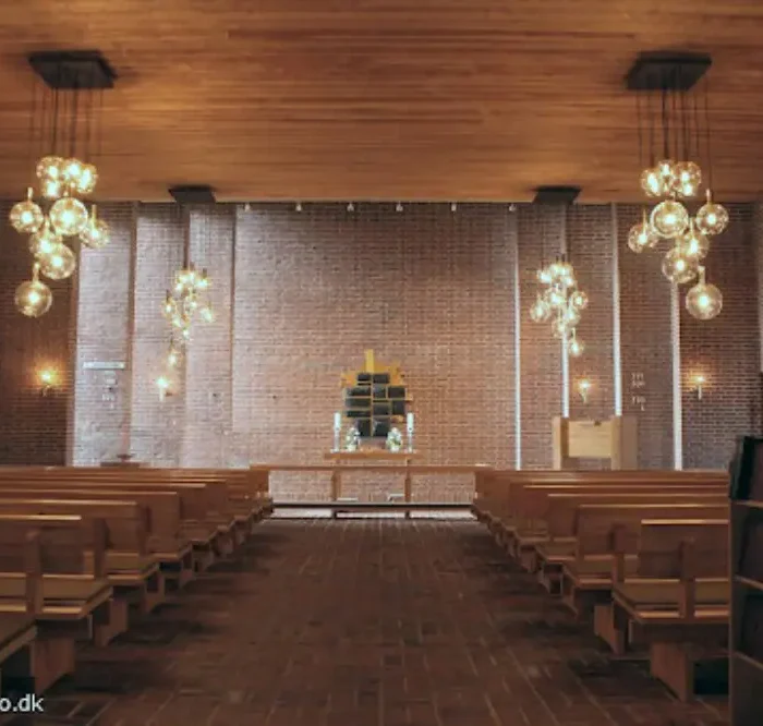 Effektive elektriske løsninger af El Experten som her i Ikast Kirke. Vi kombinerer kvalitetshåndværk med moderne teknologi.